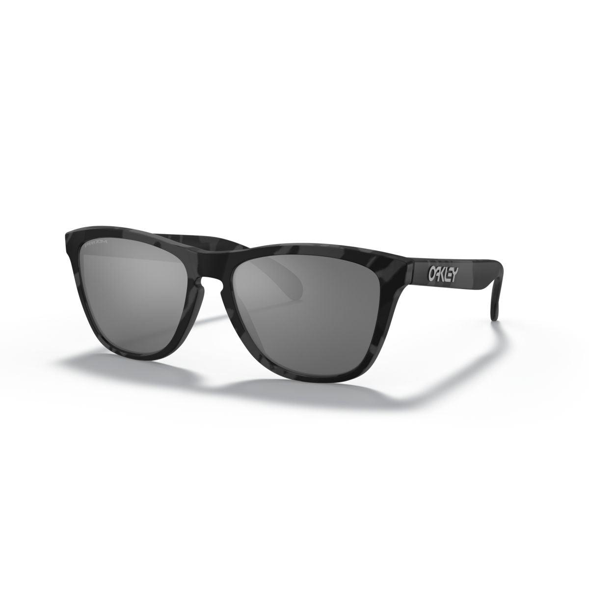 Oakley Frogskins (Low Bridge Fit) Black Camo/Prizm Black 0OO9245-924565