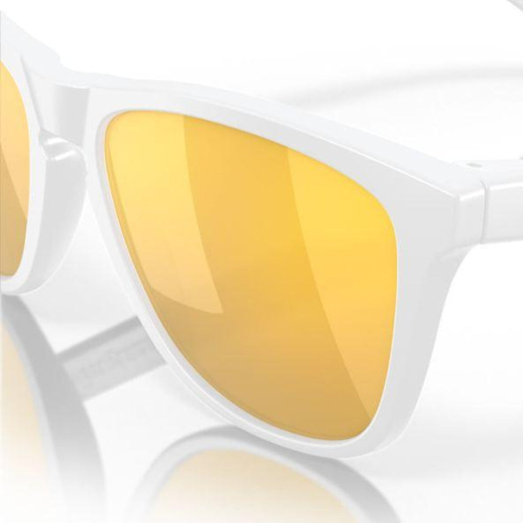Oakley Frogskins (Low Bridge Fit) Matte White/Prizm 24K Polarized 0OO9245-9245D9